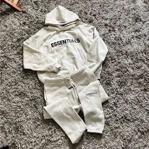 Essentials oatmeal hoodie/sweatpant set - size L (unisex)
